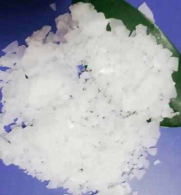 ราคาดี MgCl2 CAS 7786-30-3 ผงเกล็ดสีขาวเกรดอุตสาหกรรมแมกนีเซียมคลอไรด์สำหรับ Deicing ออนไลน์